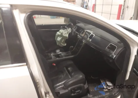 2009 Lincoln Mks z USA, uszkodzony, nr VIN 1LNHM94R09G630850